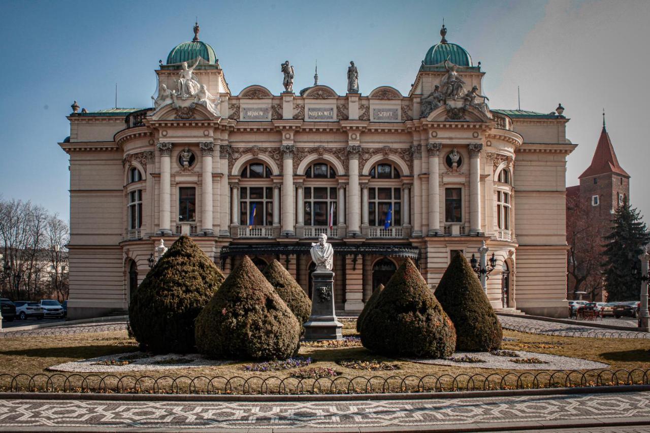 Hotel H12**** Krasków Εξωτερικό φωτογραφία