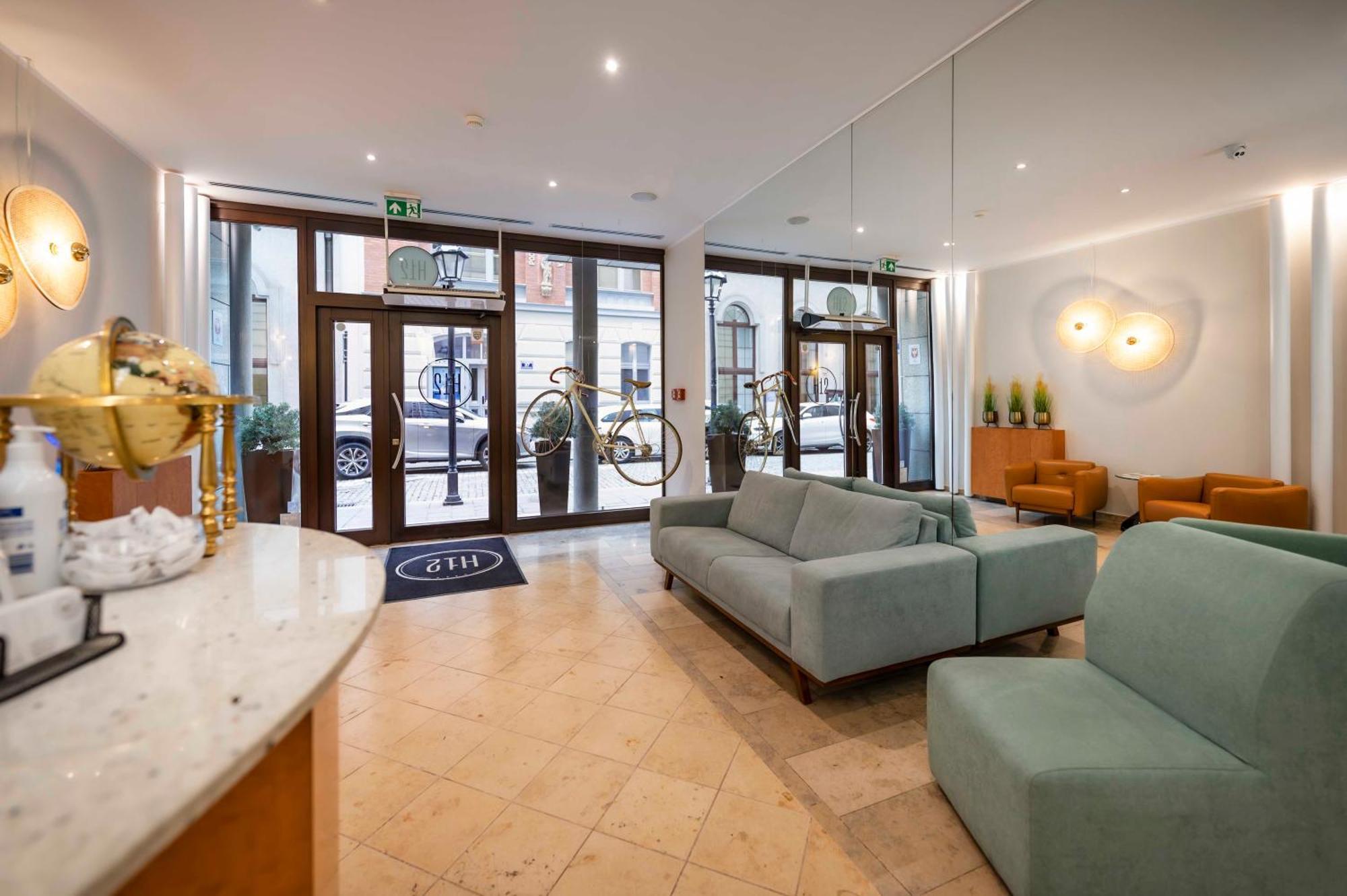 Hotel H12**** Krasków Εξωτερικό φωτογραφία
